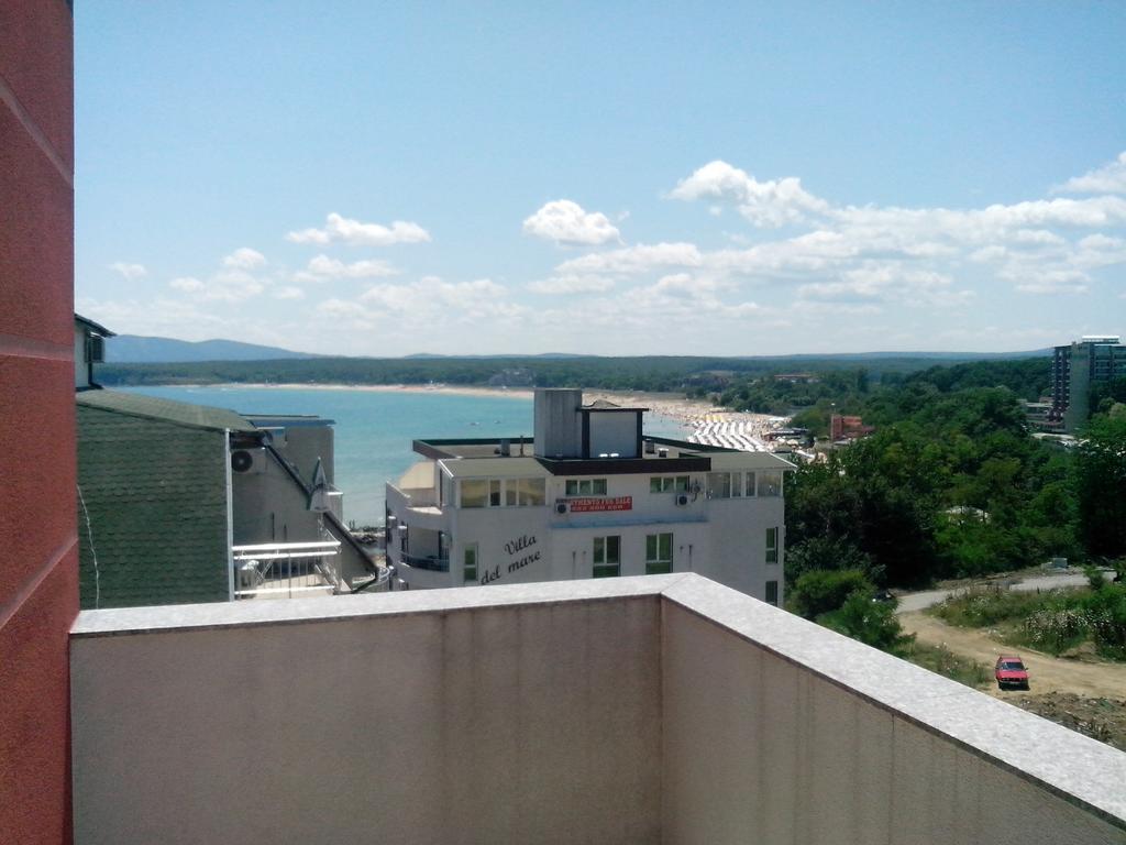 La Piazza Primorsko Rooms & Apartments Dış mekan fotoğraf