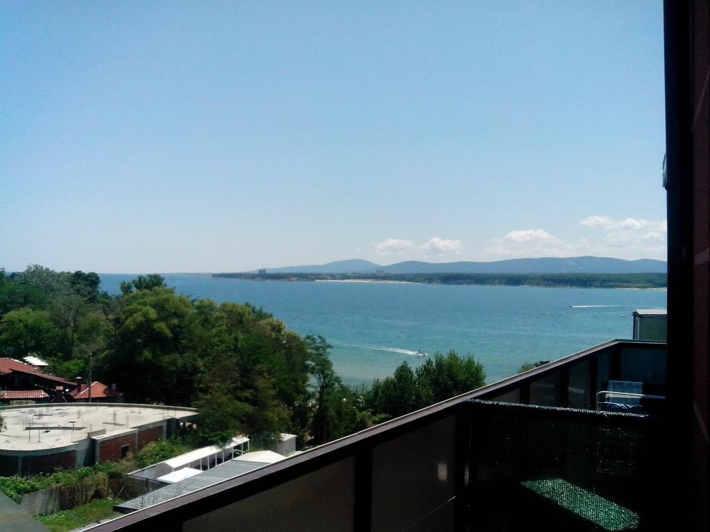 La Piazza Primorsko Rooms & Apartments Oda fotoğraf